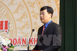 Le vice-président laotien reçoit la délégation de la jeunesse vietnamienne