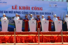 Coup d'envoi de la 2e phase du projet d’agrandissement du port maritime de Tien Sa