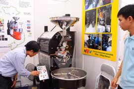 Ouverture de la foire Techmart Hanoï 2016