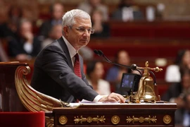 Le président de l’AN française entame sa visite officielle au Vietnam