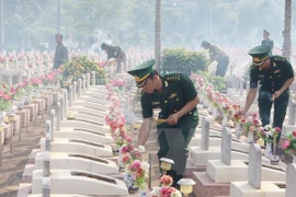 Poursuite des recherches des restes des soldats volontaires tombés au Cambodge 