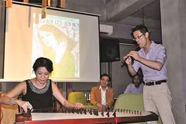 Une Viêt kiêu gardienne de la musique traditionnelle
