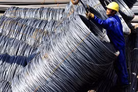 Bond des importations de fer et d’acier de Russie ces 8 derniers mois