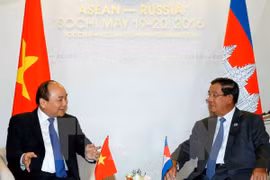 Activités du PM Nguyên Xuân Phuc en marge du sommet ASEAN-Russie