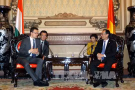 H​CM-Ville et Hongrie intensifient leur coopération dans divers domaines 