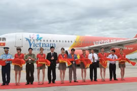 Vietjet Air inaugure la ligne Nha Trang - Thanh Hoa
