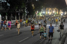 Hanoi: bilan du premier week-end sans voiture au lac Hoàn Kiêm 
