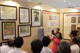 Expositions sur les archipels vietnamiens à Da​k N​ong