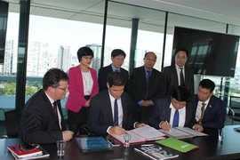 Convention de coopération entre la Voix du Vietnam et Radio France