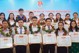 Hô Chi Minh-Ville: des étudiants du Laos et du Cambodge à l’honneur