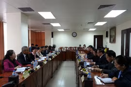 Renforcement de la coopération syndicale Vietnam-Laos