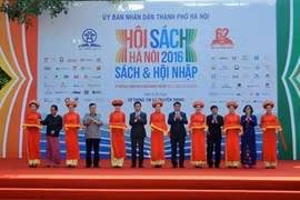 Ouverture de la Fête du livre de Hanoï 2016