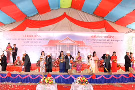 Construction du nouveau siège du consulat général du Vietnam au Nord du Laos