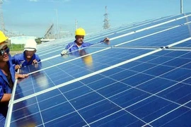 Le Canada souhaite construire une centrale solaire photovoltaïque au Vietnam