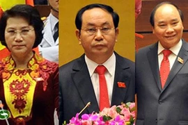 Messages de félicitations aux dirigeants vietnamiens
