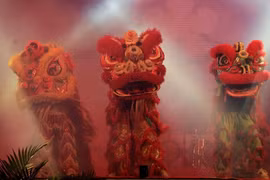 Delta du Mékong: ouverture du 1er tournoi de danse de la licorne