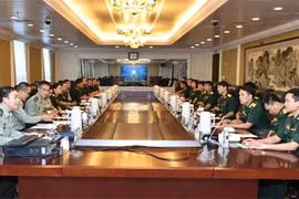 Echanges de jeunes officiers Vietnam-Chine 2016