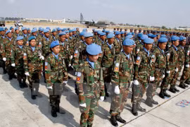 Maintien de la paix : le Cambodge envoye de nouveaux officiers au Liban