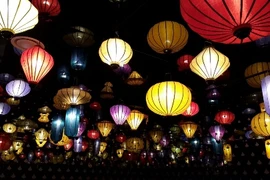 Bientôt le festival des lanternes 2016 à Da Nang