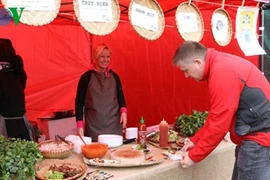 Les plats vietnamiens présentés au Festival de cuisine de rue en République tchèque