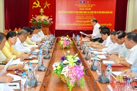 Nghê An et Xieng Khuang ne cessent de cultiver leur solidarité