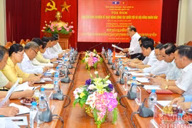 Nghê An et Xieng Khuang ne cessent de cultiver leur solidarité