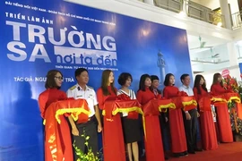 Hanoï : exposition de 70 photos sur Truong Sa prises par une journaliste