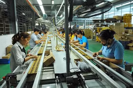 Pénurie de main-d’œuvre dans le secteur de l’électronique