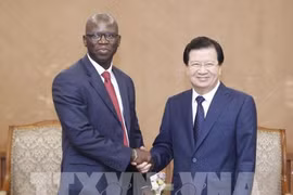 Coopération intensifiée avec la BM dans le développement des infrastructures