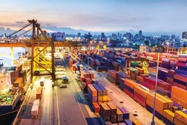 Vietnam: 2,7 milliards de dollars d’excédent commercial au 1er semestre