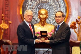  Le Vietnam considère les Etats-Unis comme un partenaire important