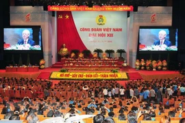 Grande séance du 12e congrès syndical national du Vietnam
