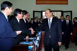 Le PM Nguyen Xuan Phuc en déplacement à Thua Thien-Hue