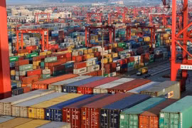 Excédent commercial de 2,8 milliards de dollars en 8 mois