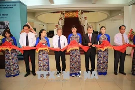 Thua Thien-Hue : exposition "Le Président Ho Chi Minh et des amis européens"