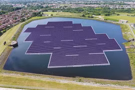 Centrales solaires flottantes : Une nouvelle voie de coopération Vietnam-Norvège