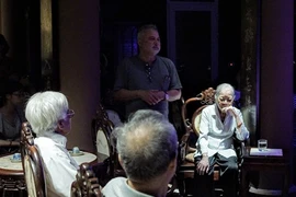 Table ronde sur le ca trù et ses facettes méconnues