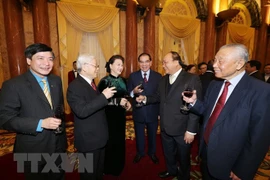Rencontre d’anciens dirigeants à l’occasion du Nouvel an lunaire
