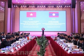 Le Vietnam et le Laos cherchent à régler la libre migration et les mariages sans papiers