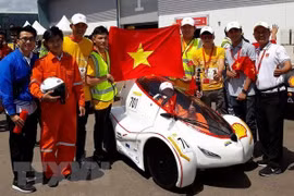 L'équipe LH-EST de l'Université Lac Hông remporte le Shell Eco Marathon Asie 2018