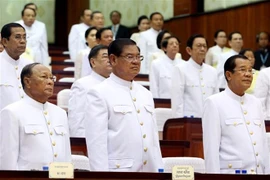 Cambodge : le roi nomme 101 personnes aux postes de conseiller et assistant personnels du PM