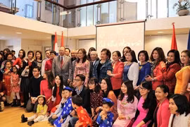 De l’Asie en Europe, les Vietnamiens fêtent le Têt