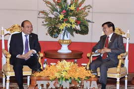 MRC : rencontre entre les Premiers ministres vietnamien et laotien 