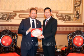 Hô Chi Minh-Ville veut coopérer avec le Royaume-Uni dans le commerce