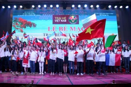 Le Camp d’été du Vietnam apporte des expériences précieuses aux jeunes Viet kieu