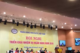 Le Premier ministre Nguyên Xuân Phuc à une conférence de la banque d’Etat 