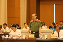 Le ministre de la Sécurité publique explique les questions relatives à la lutte anticriminelle