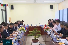 Hô Chi Minh-Ville partage avec Vientiane son expérience de travail du Front d'édification nationale