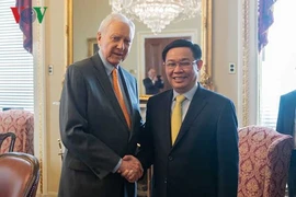 Le vice-PM Vuong Dinh Hue rencontre le président pro tempore du Sénat américain