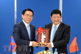 Les Associations d’amitié Vietnam-Laos et Laos-Vietnam renforcent les relations bilatérales